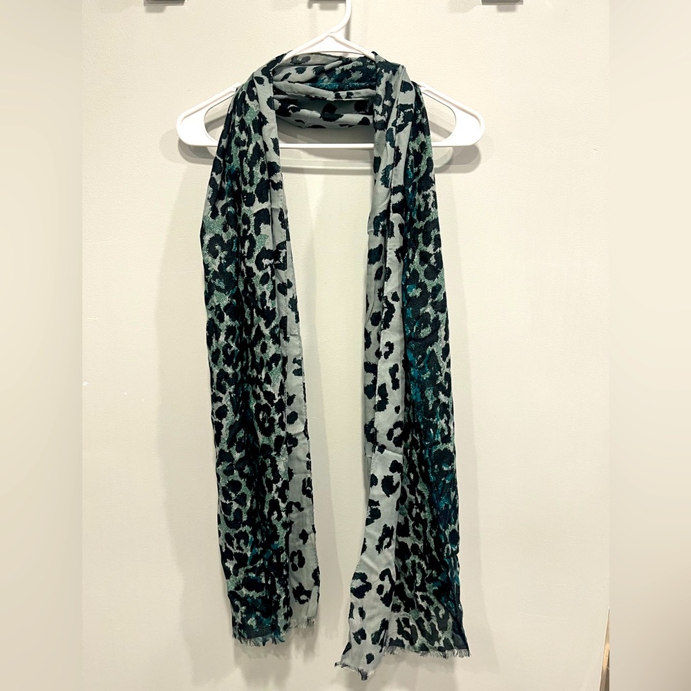 Coach scarf - tags still on!